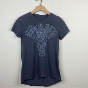 Zoe + Liv | Elephant T-Shirt; Size Small